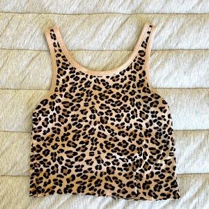 Cheetah crop tank